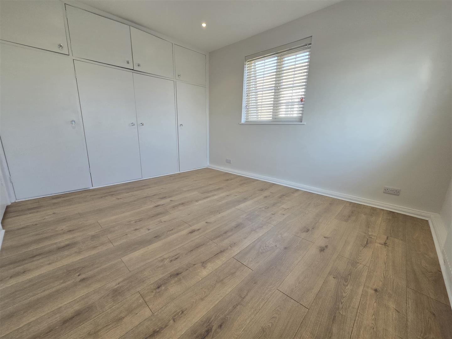 Property Image 5441b57a-16b4-46e0-a888-90108bbd505e