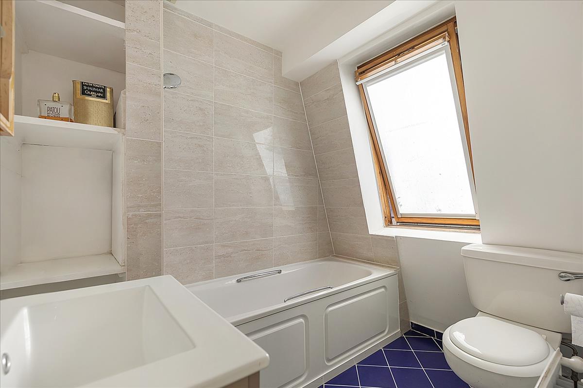 Property Image 54483a4c-5bb7-49e9-9d40-252cf6903d58