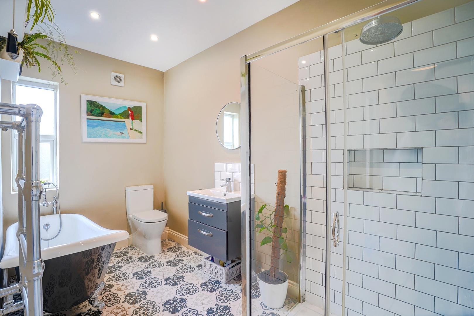 Property Image 5456742d-25f0-46c6-b2de-8d92f83e8dc3