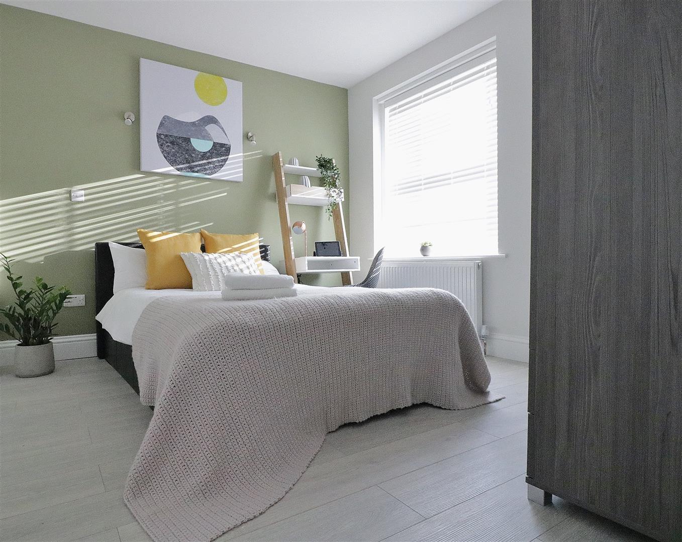 Property Image 545cf13a-b6f8-49c0-8f31-f1b1bbcf8d8b