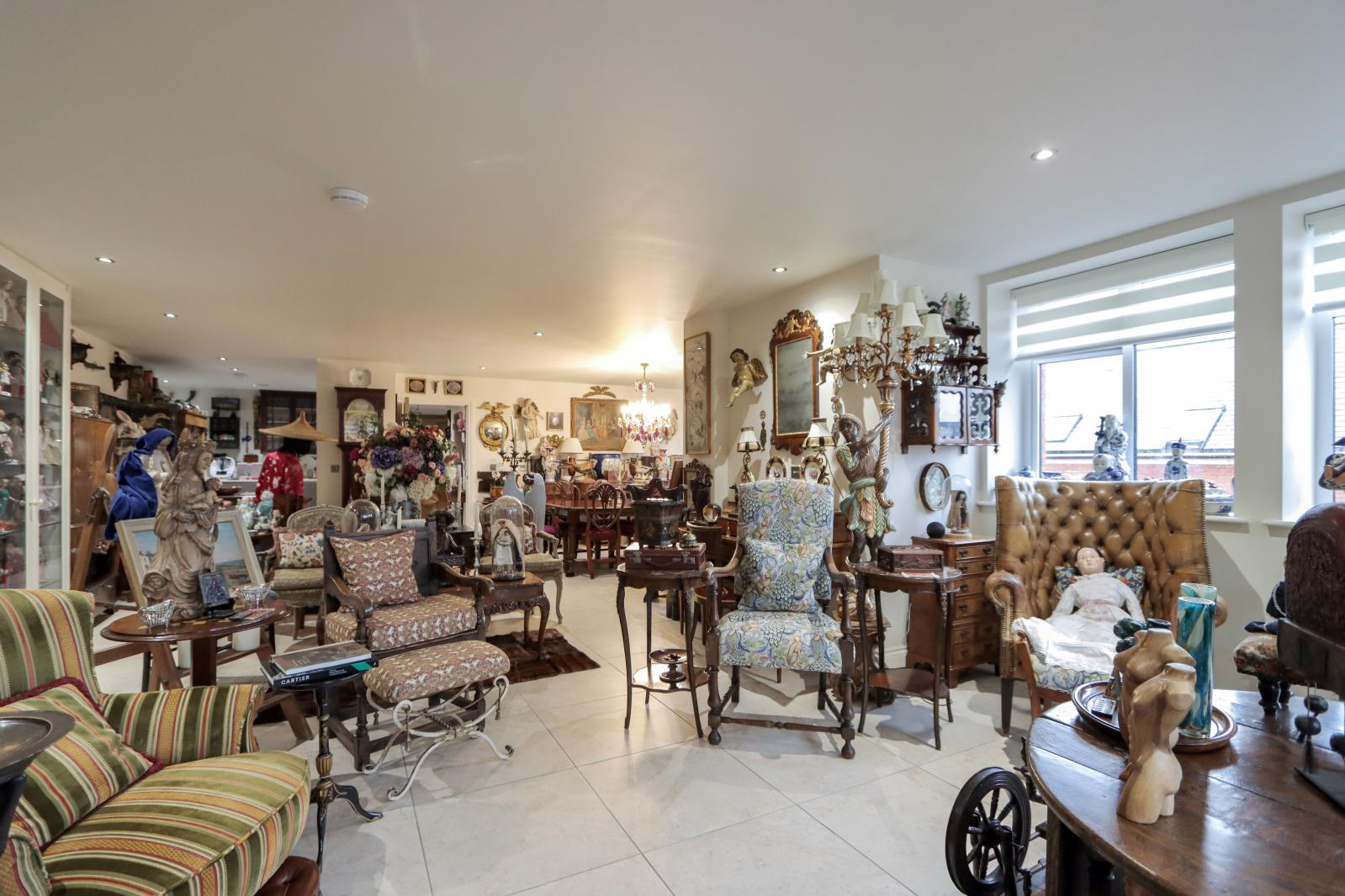 Property Image 546c1a29-fc79-4366-b559-a72b5b90c1f2