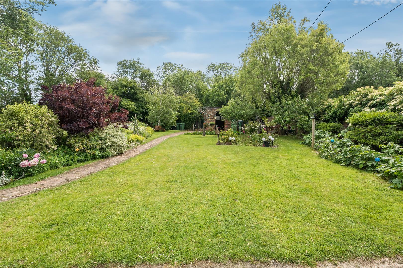 Property Image 54713f56-b3f2-4259-9588-74486cf77fc4