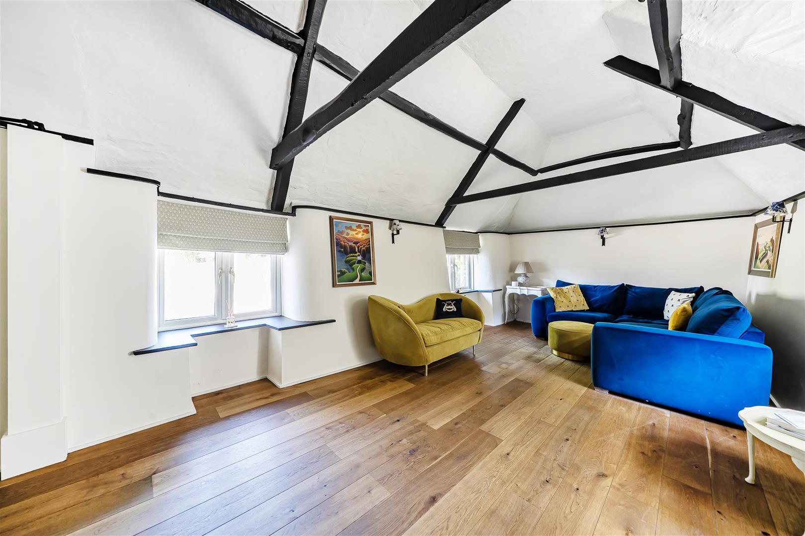 Property Image 5476b9aa-afe9-4512-87be-16dc99d24f45