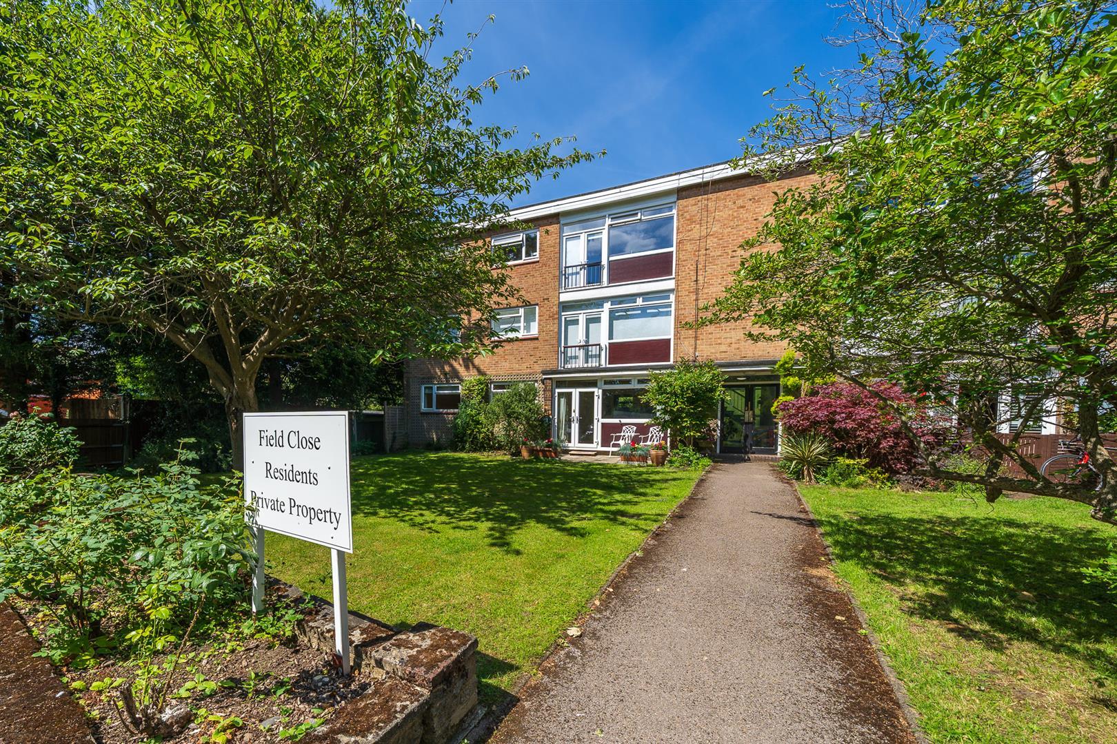 Property Image 54776a23-246b-4e38-b0b9-e1436e6bdda0