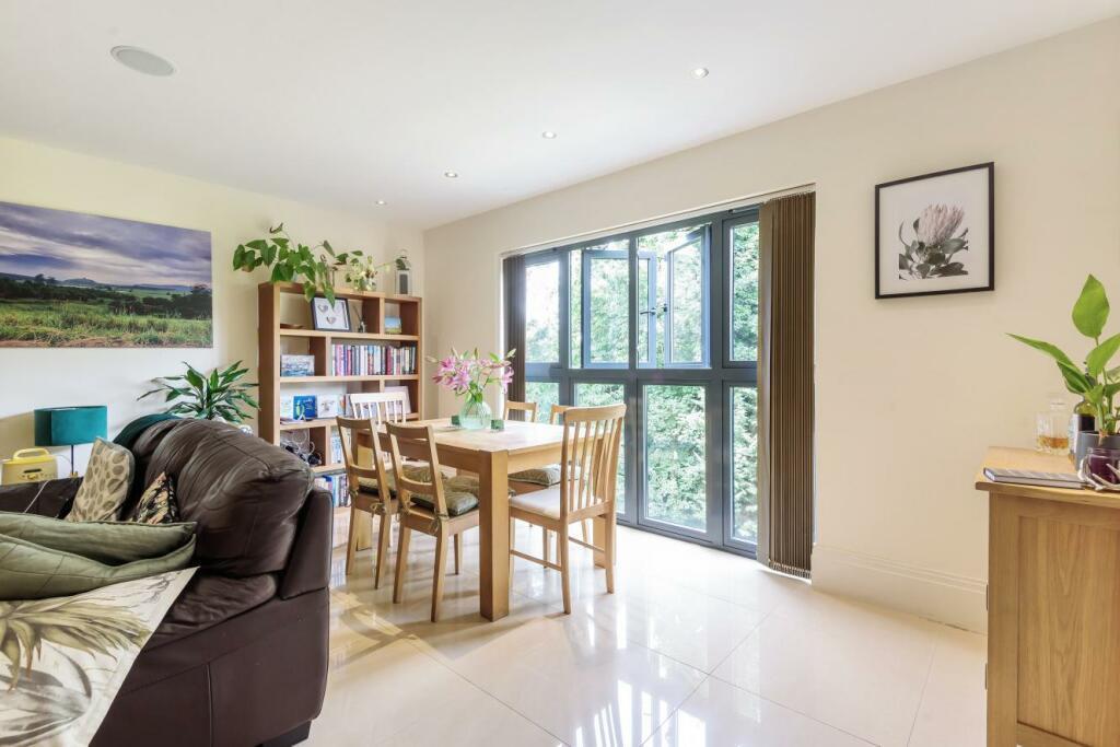 Property Image 5498bce6-a25a-481f-8898-8a16ae41e0af