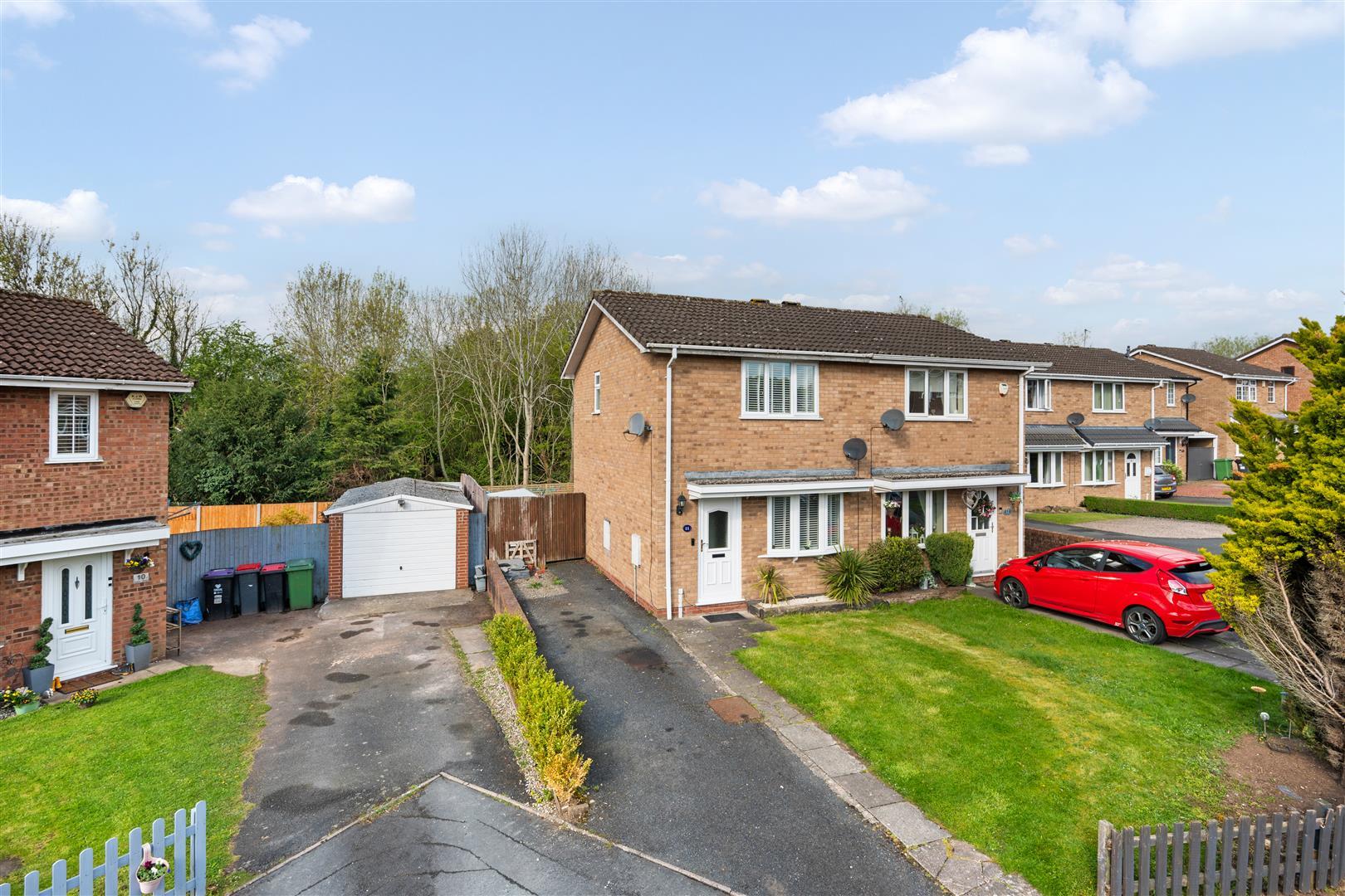 Property Image 549cff97-f951-4e3b-8a93-c03a521650ed