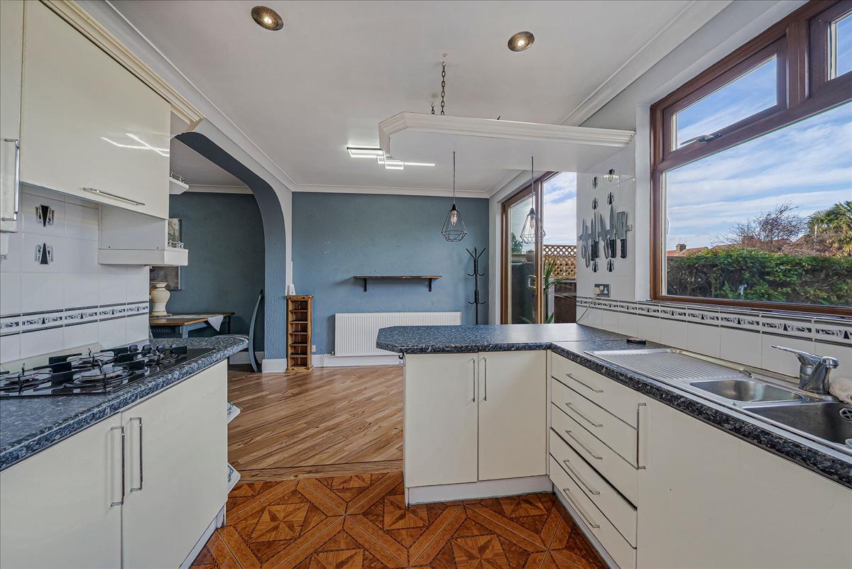 Property Image 549d114c-ea79-42b0-950b-b5e7be7a20c5
