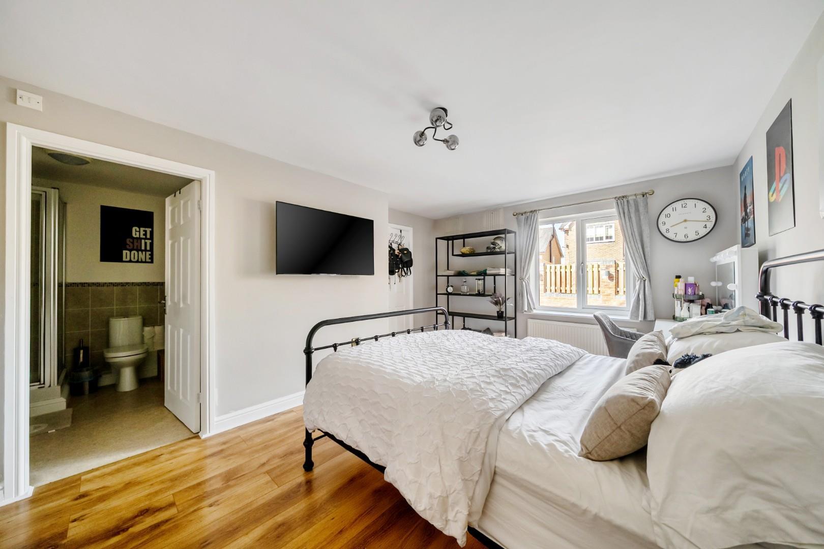 Property Image 54a7292b-a466-429b-ac54-1e04b8bc0104