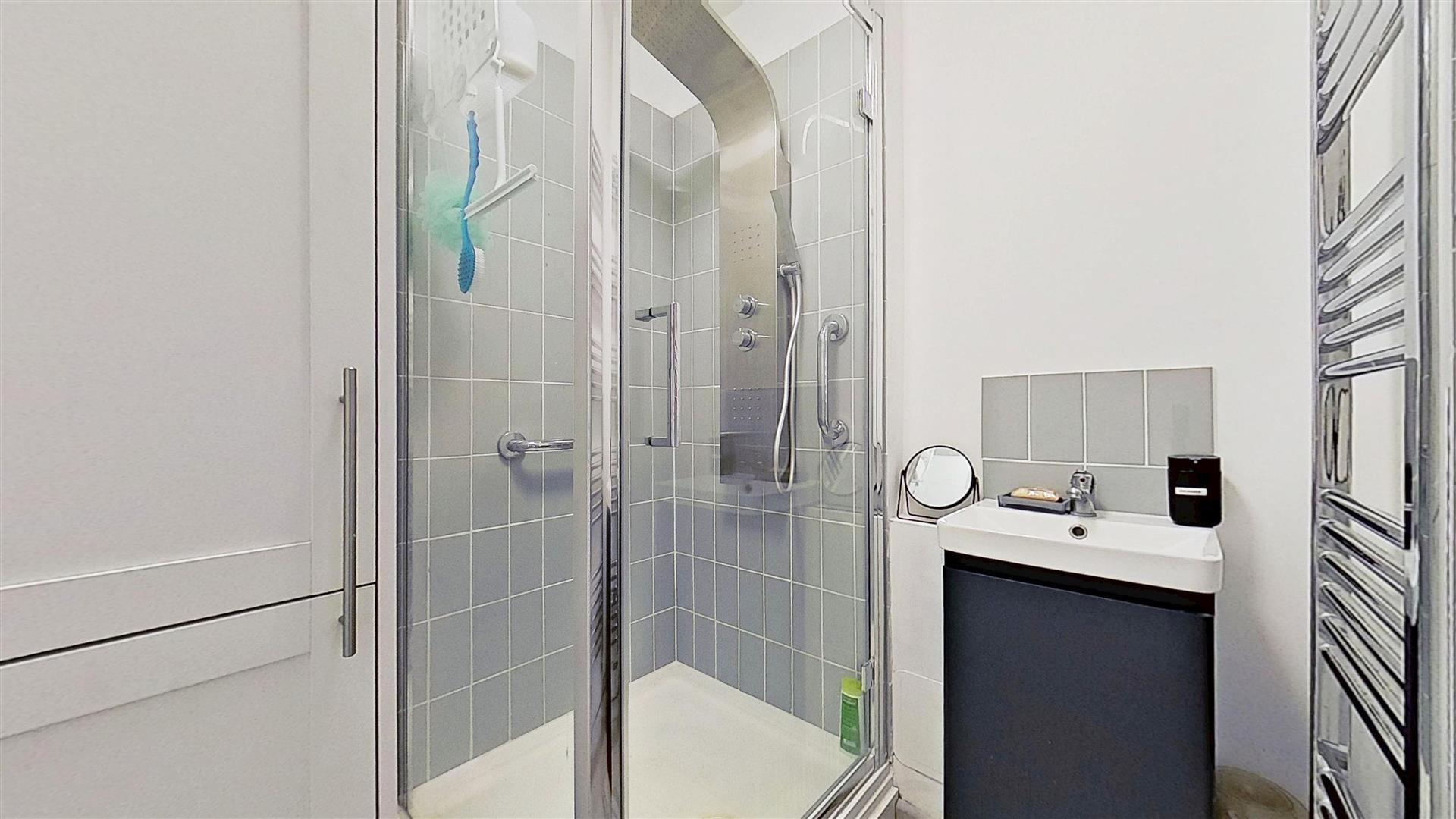 Property Image 54aa0293-8ac1-4254-8674-0858e4d9870d
