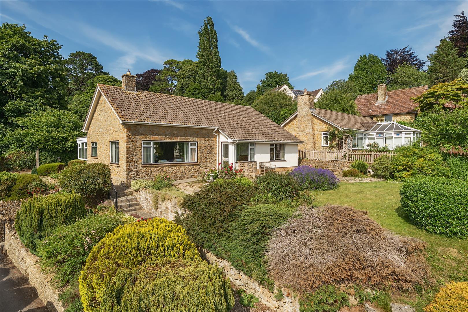 Property Image 54abb146-1837-417a-a7c6-ac08cd1f5bf4