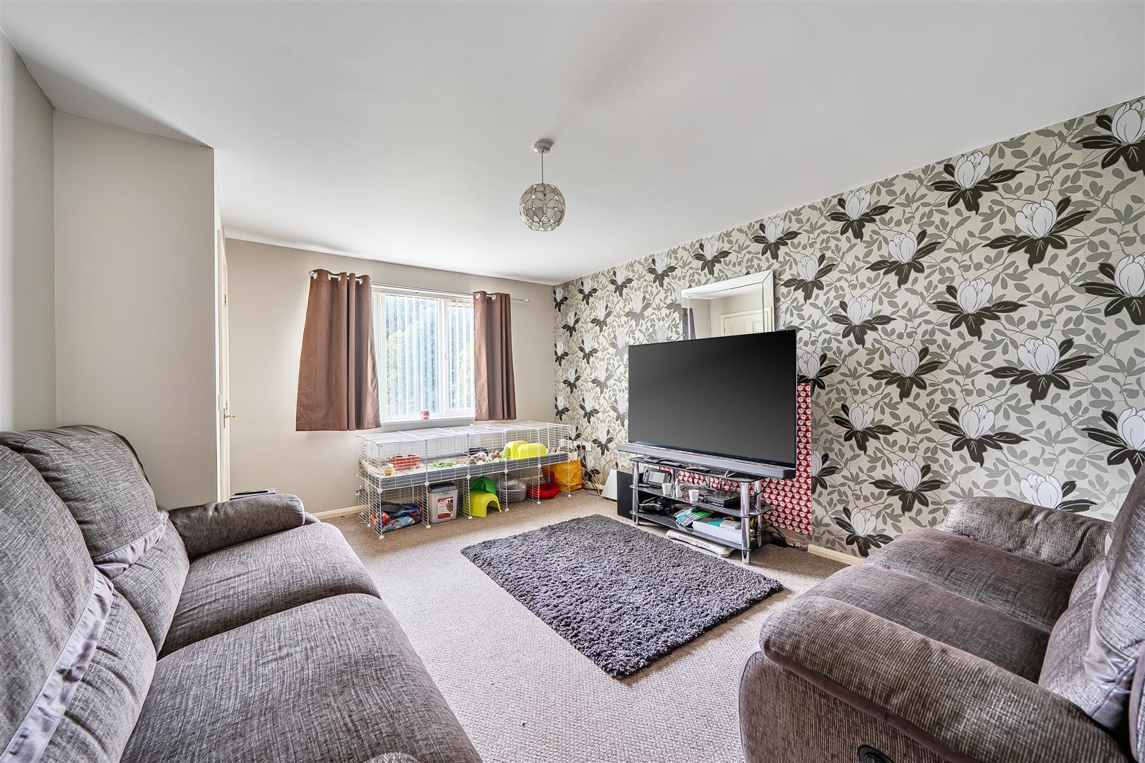 Property Image 54b69719-b18e-449d-b0f3-940242da7729