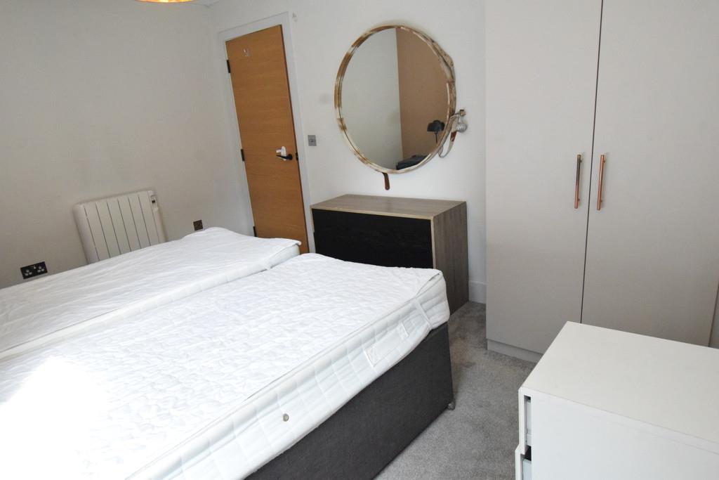 Property Image 54b931fc-3e4b-4a6a-9d03-850b7d234f71