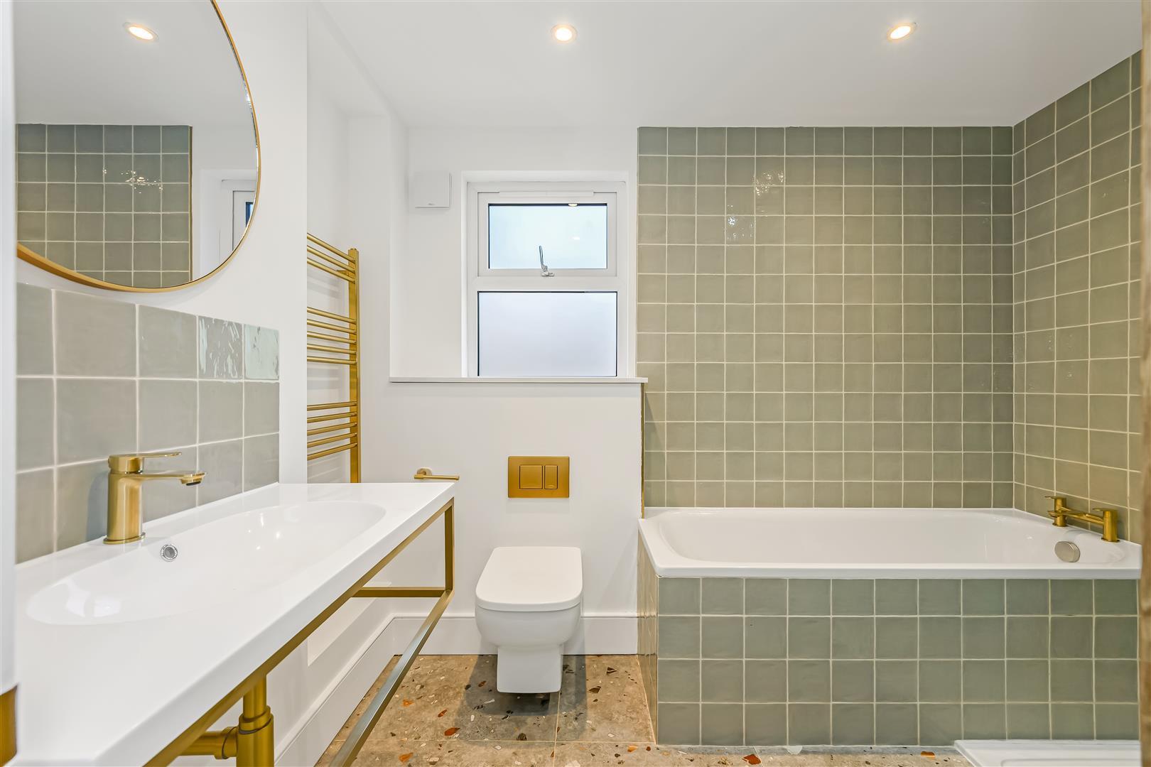 Property Image 54ba84f5-5cf6-482a-8047-698751d82c3f