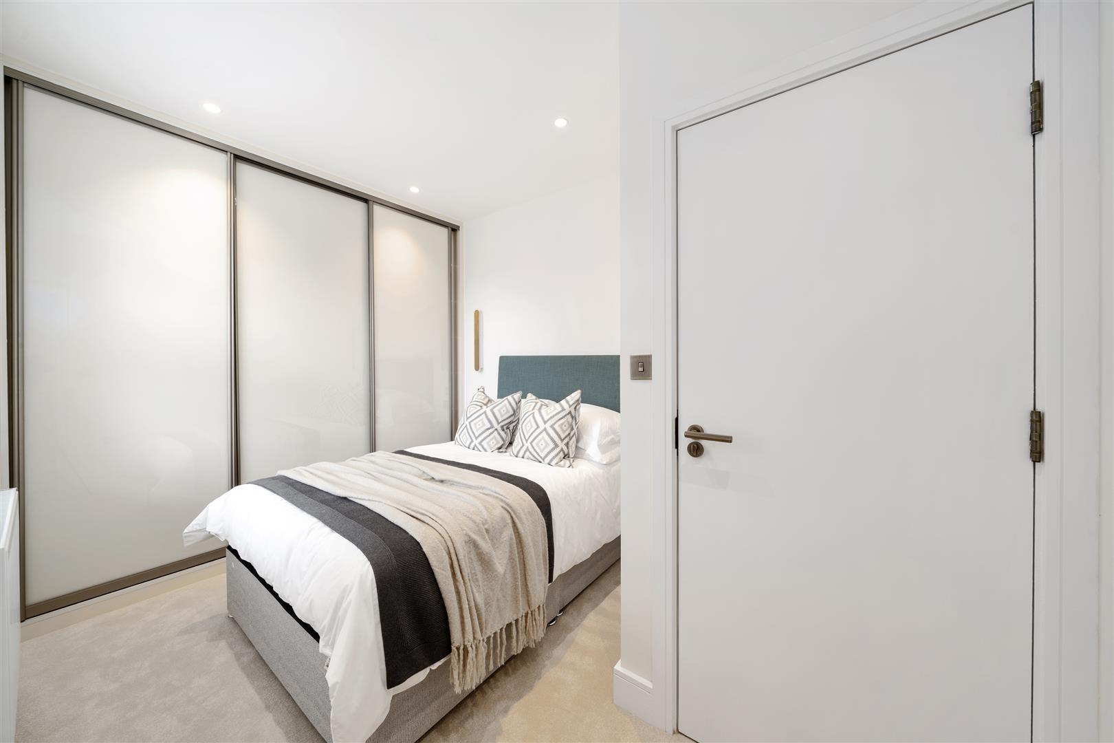 Property Image 54cdd28f-79f8-476e-8bf9-a7ac6ab0217e