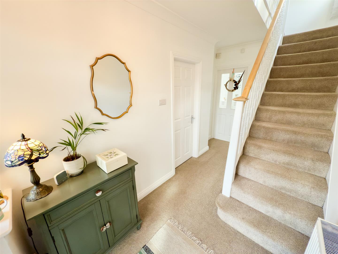 Property Image 54df63e7-cf97-4189-8869-97036903e52c