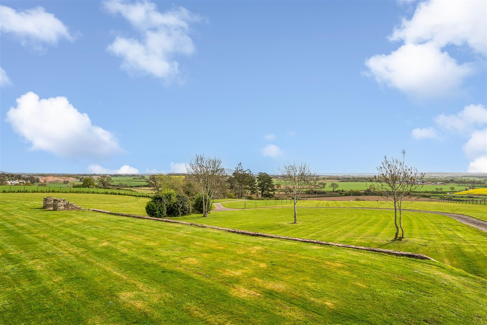 Property Image 54e4aa2f-66c5-42cb-9535-0b8f6ea74b60
