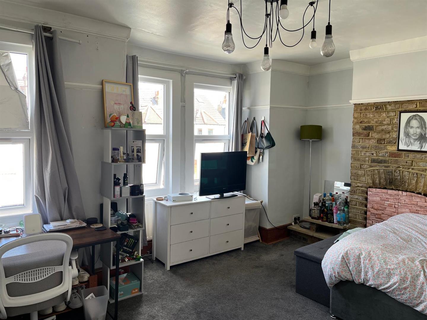 Property Image 54e63f43-c395-4a17-8c12-96de5ec52150