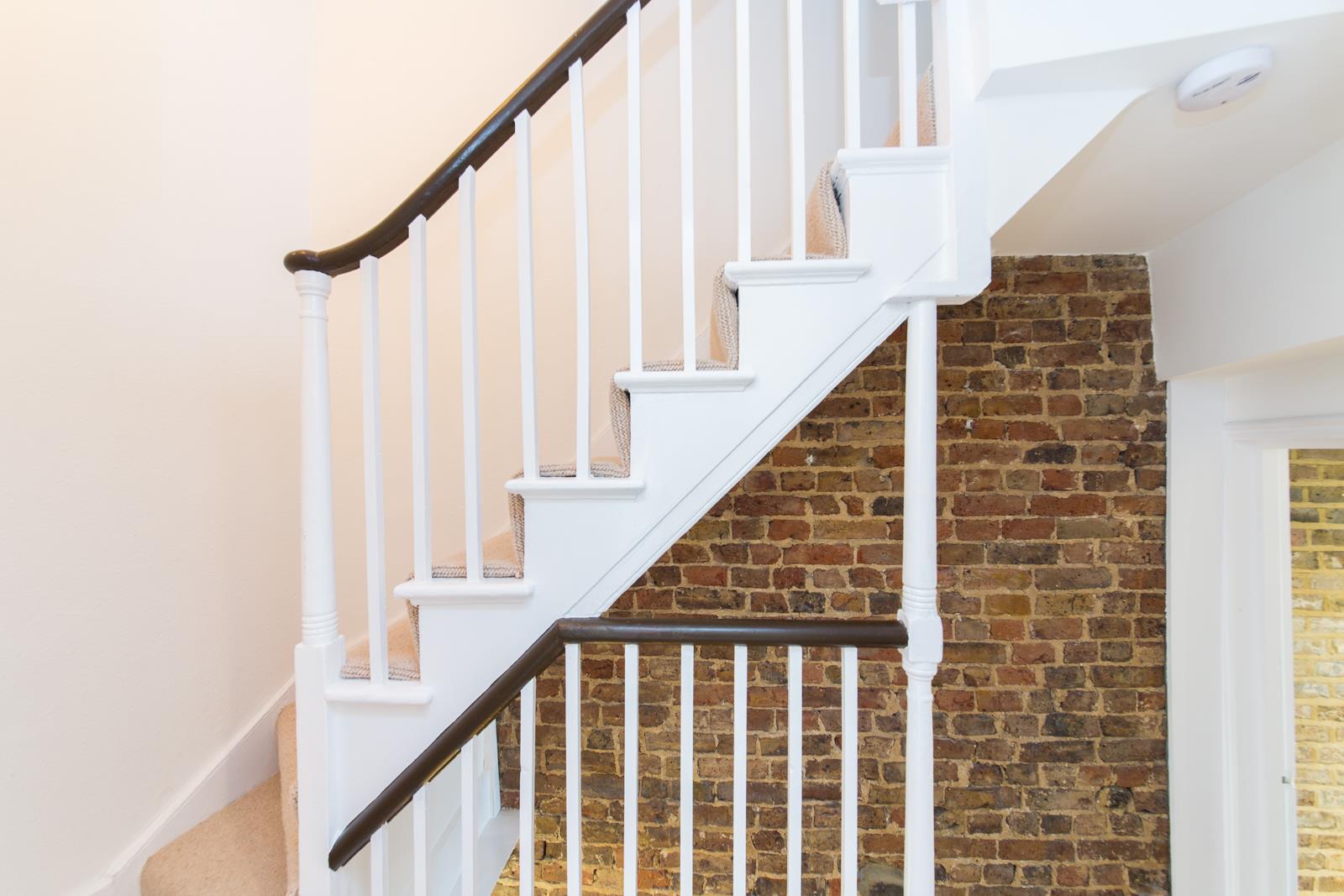 Property Image 54e75a3d-f757-44c2-8675-c092877e7202