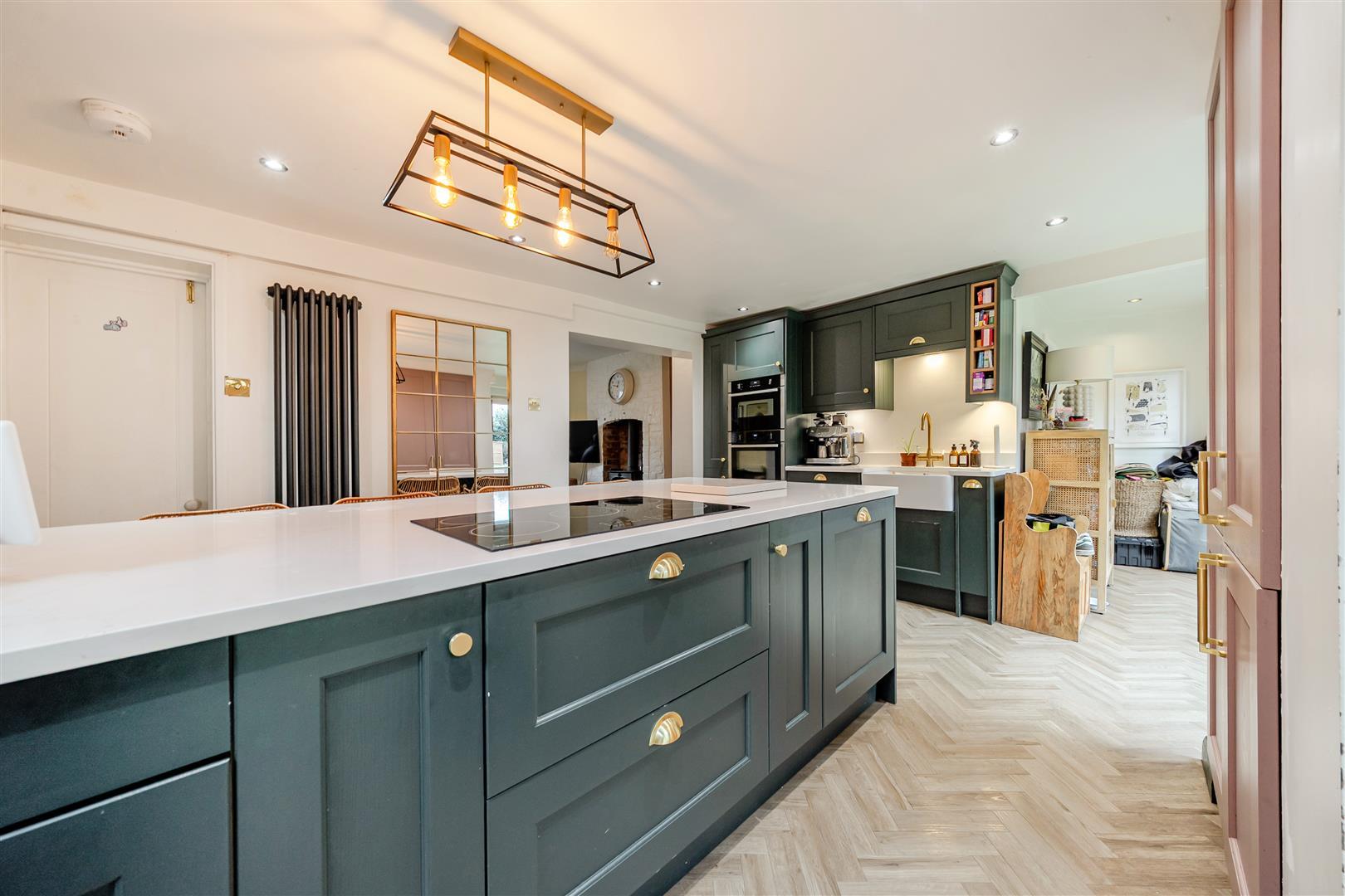 Property Image 54f51f8a-00ff-4bf8-a1b2-c26c2cba4293
