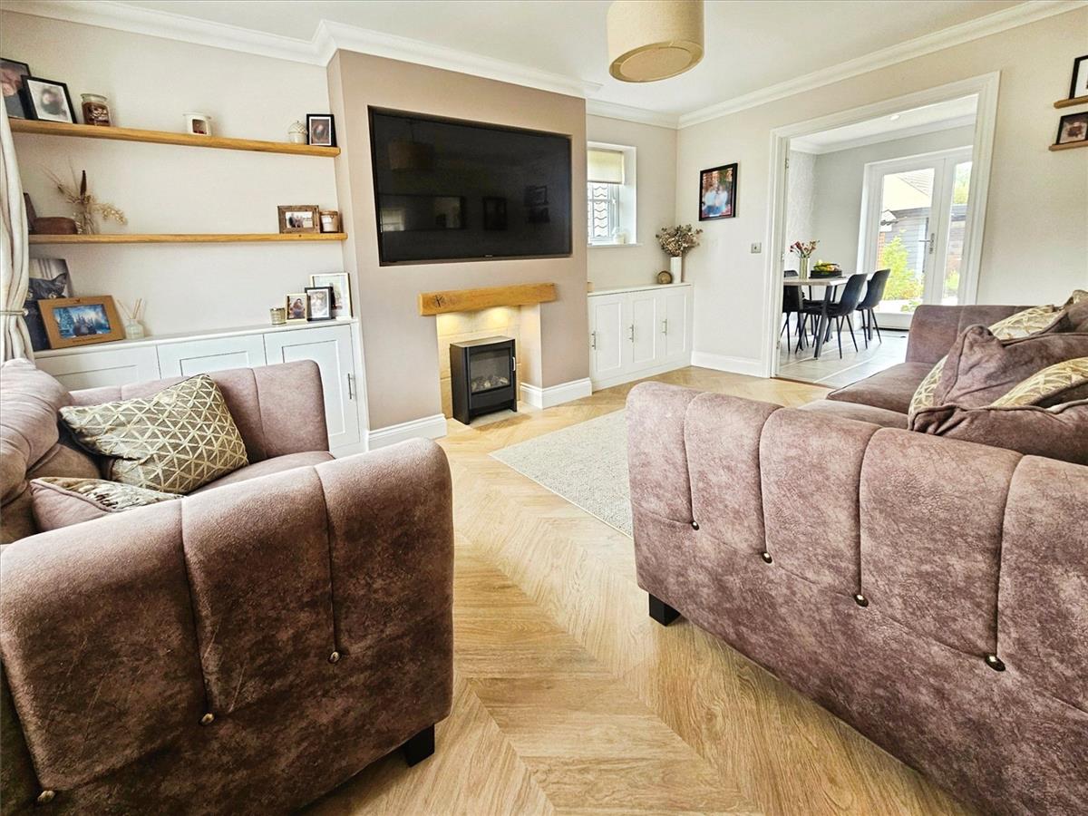 Property Image 5502a4ef-8871-48e7-a594-3fa6d66c14c0