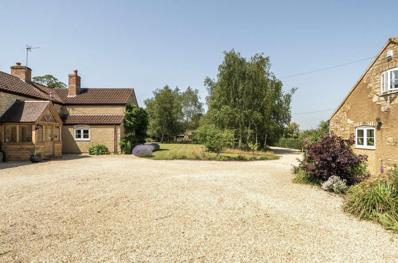 Property Image 550838b1-6bd5-45a4-8c85-233045c22d63