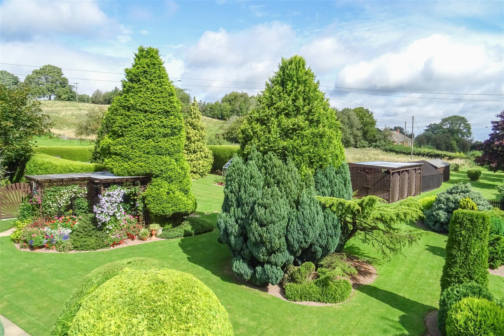 Property Image 550905bb-f9b0-4e6b-90f3-81f88e7f10d7