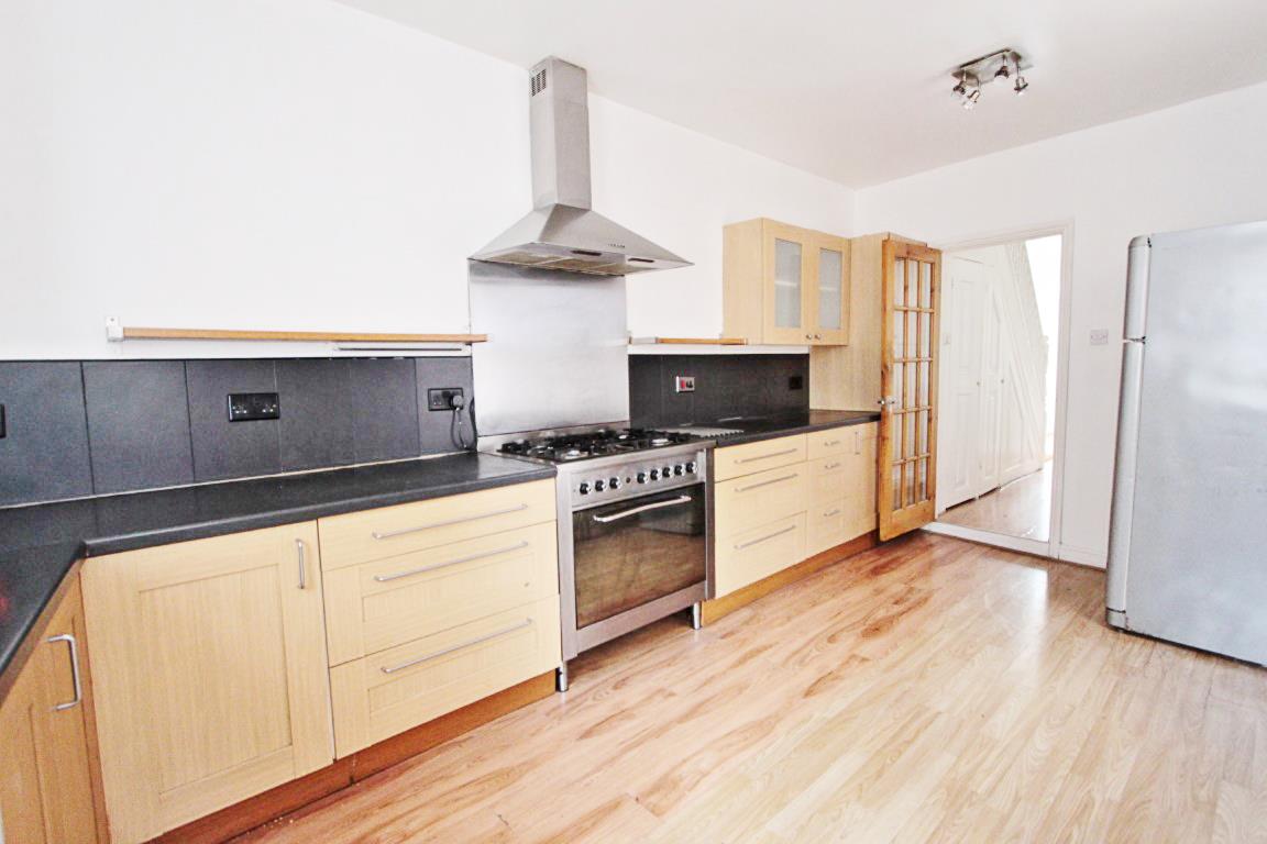 Property Image 551131f8-2d65-4ae1-87fd-54d3d9b8e2d6