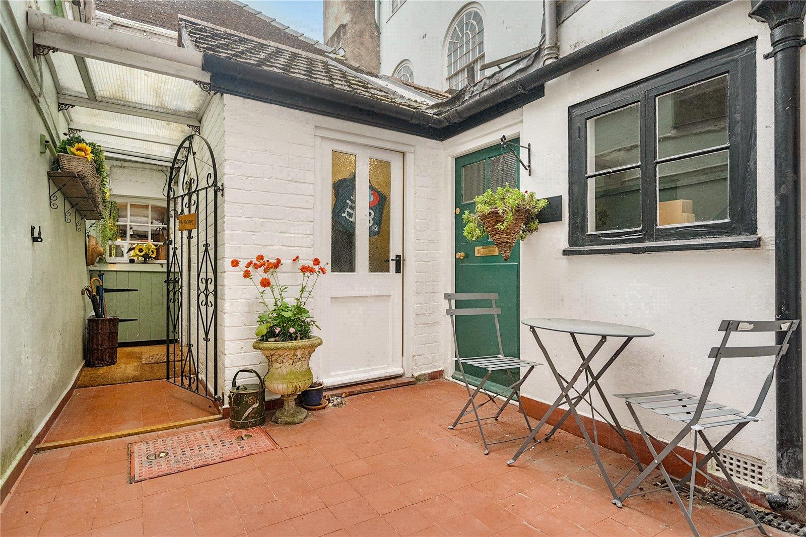 Property Image 551b35de-b43c-4017-aa4f-6df6cfc60631