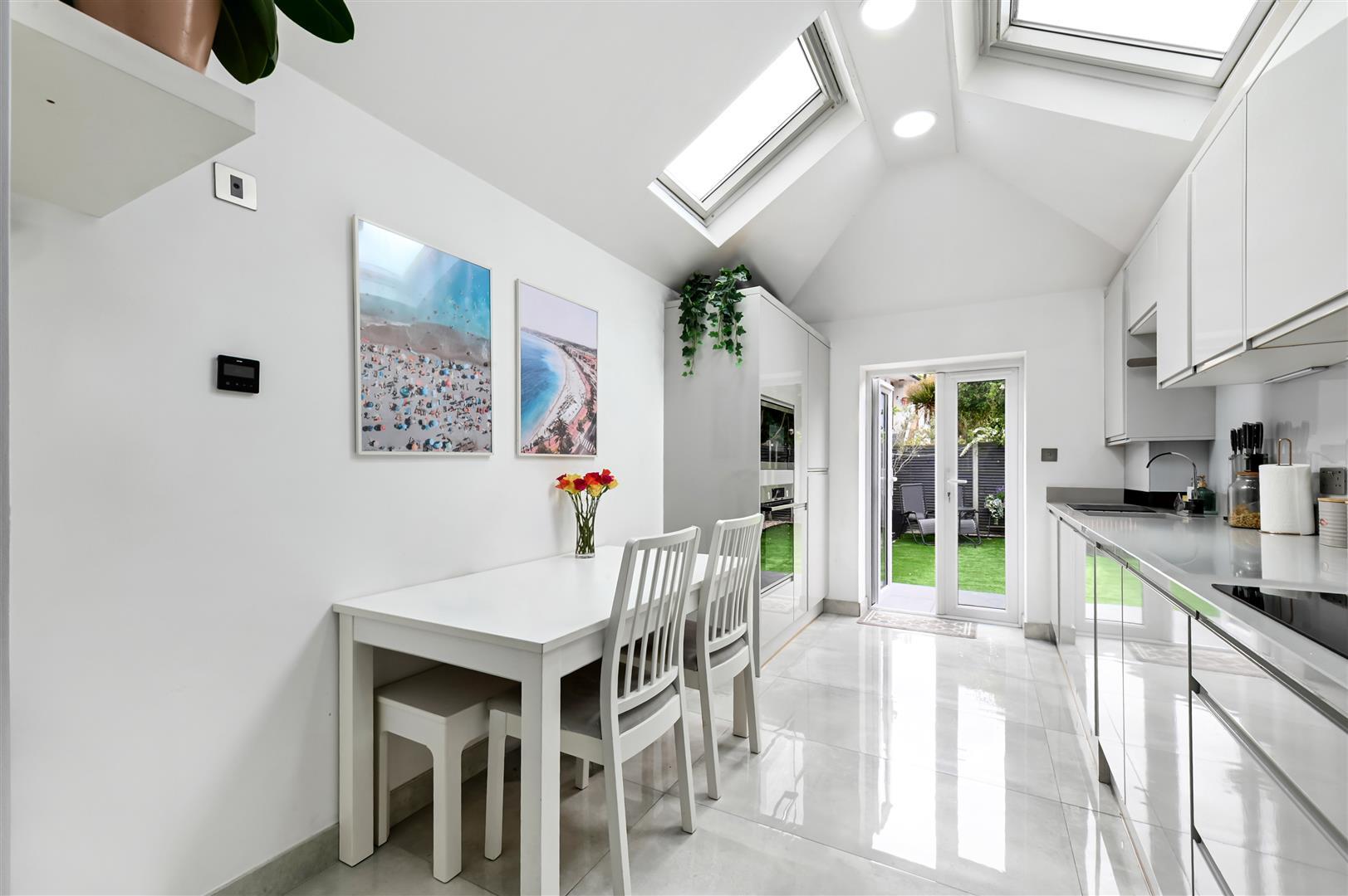 Property Image 55299c4d-2600-43b3-8658-24b24a032f6b