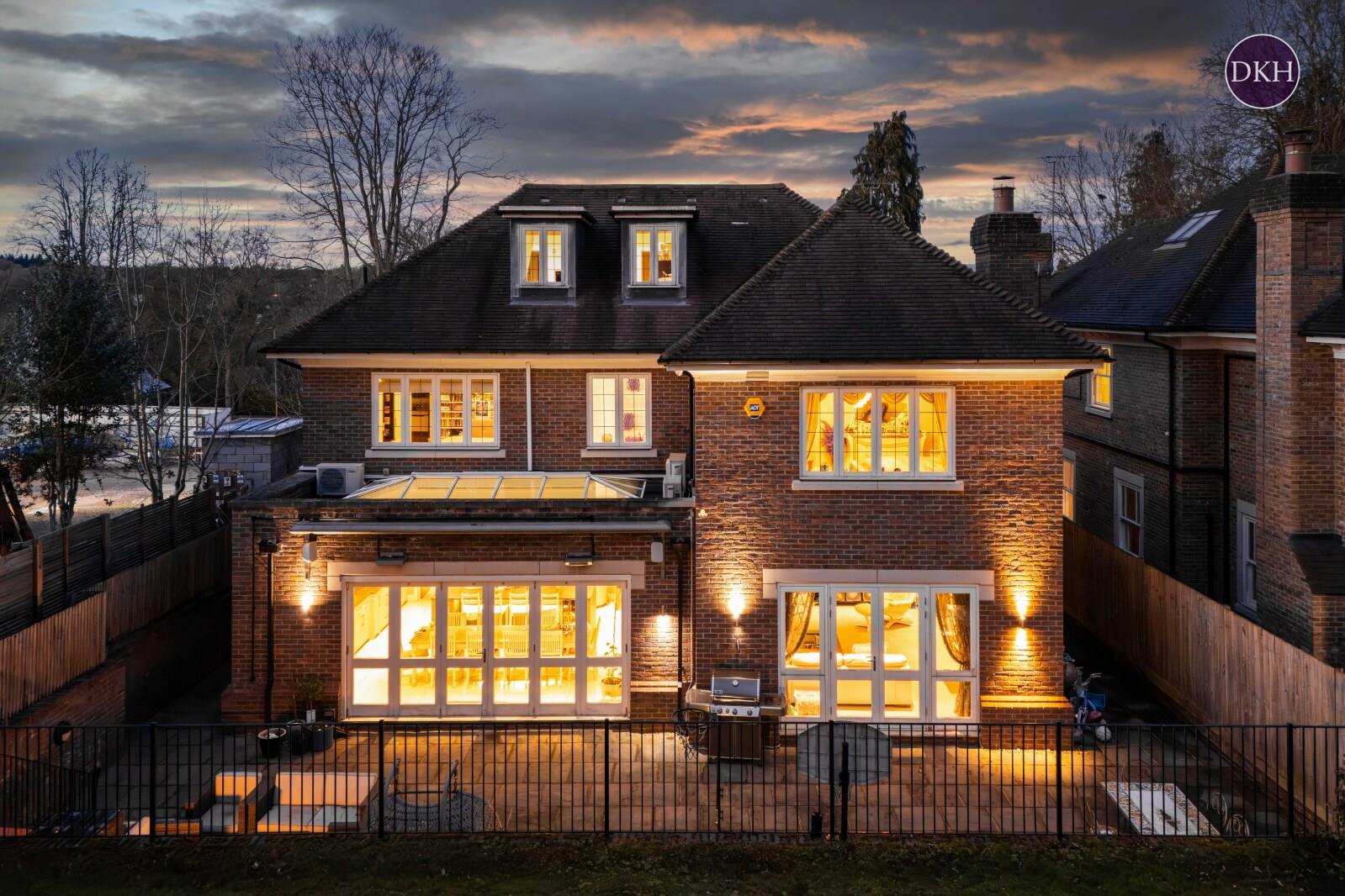 Property Image 55387258-a9aa-4f99-8f24-45769be17b4f