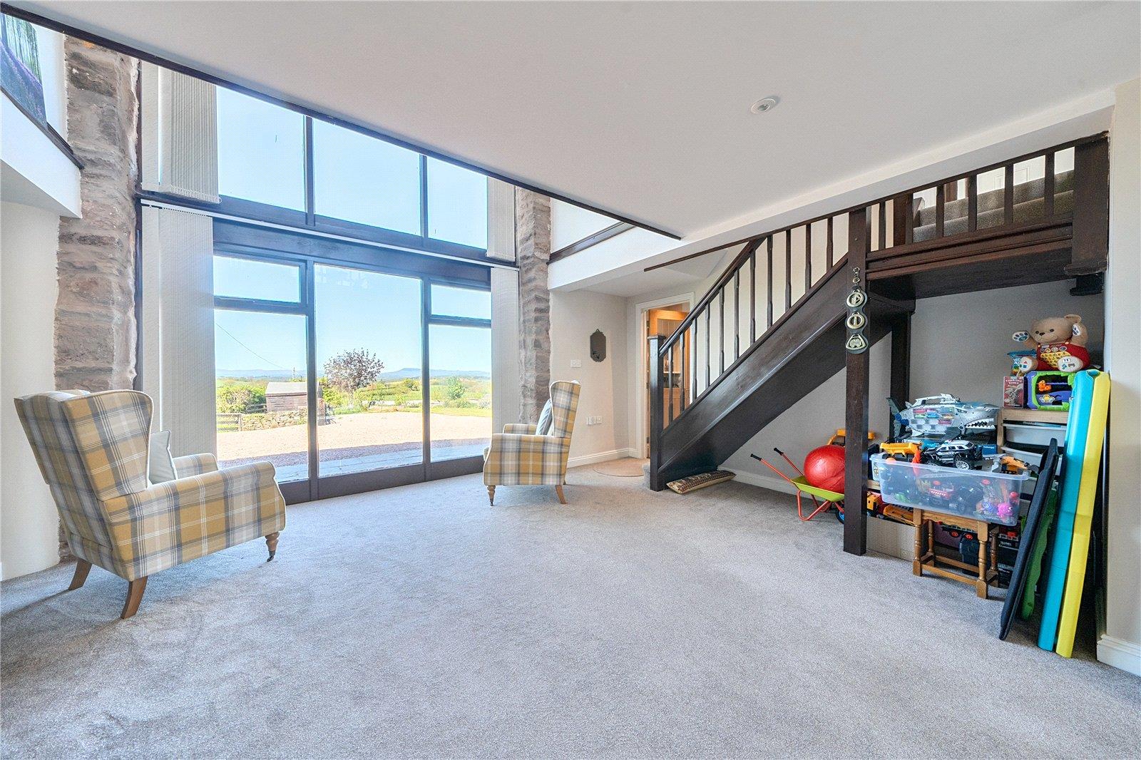 Property Image 553b1a27-9be4-42fa-8692-43f36b13f96e