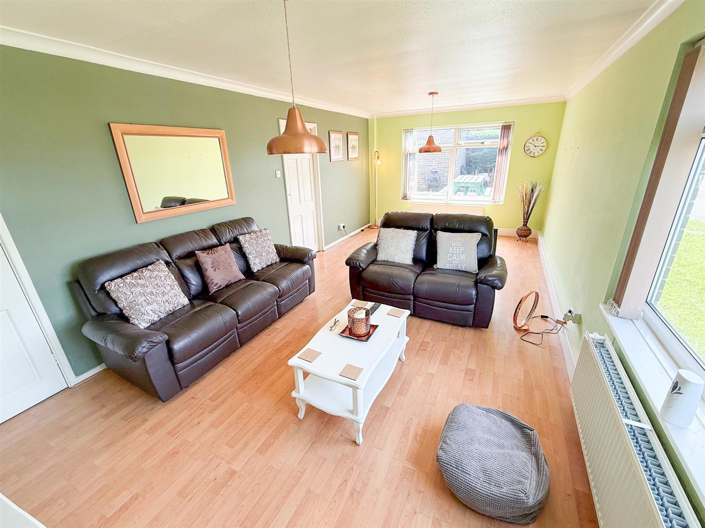 Property Image 55581b4a-deff-467e-92e2-9943db7590a2