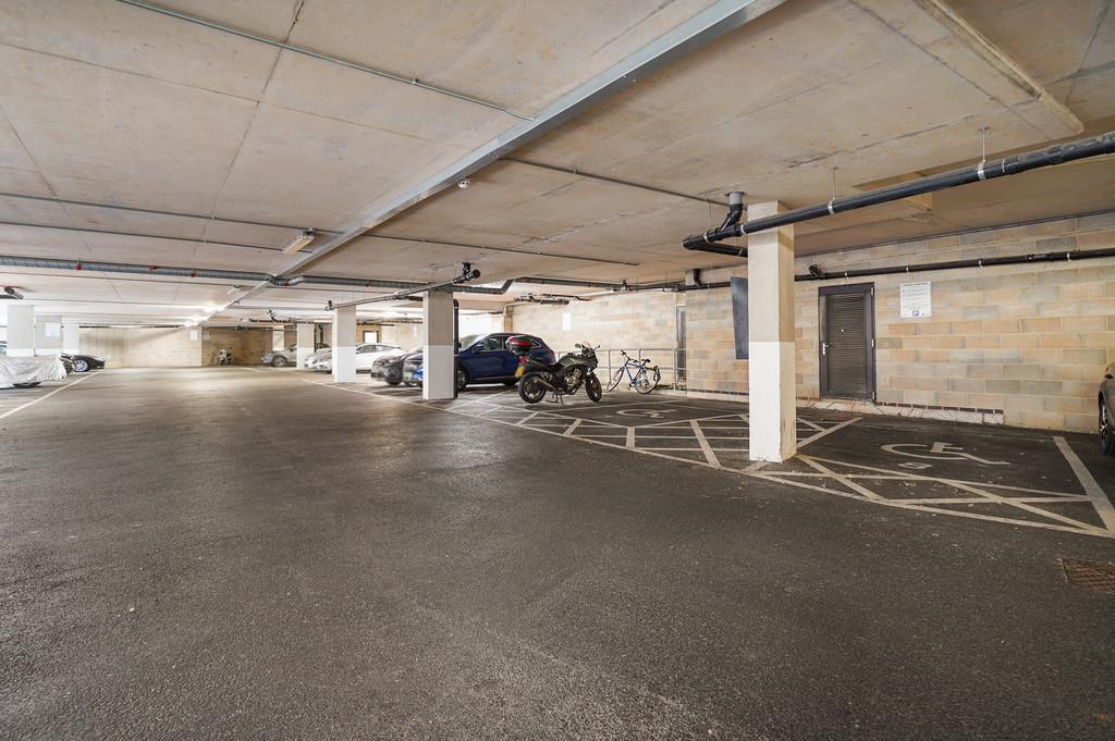 Property Image 555f8463-b001-45e9-be86-99460b418e35