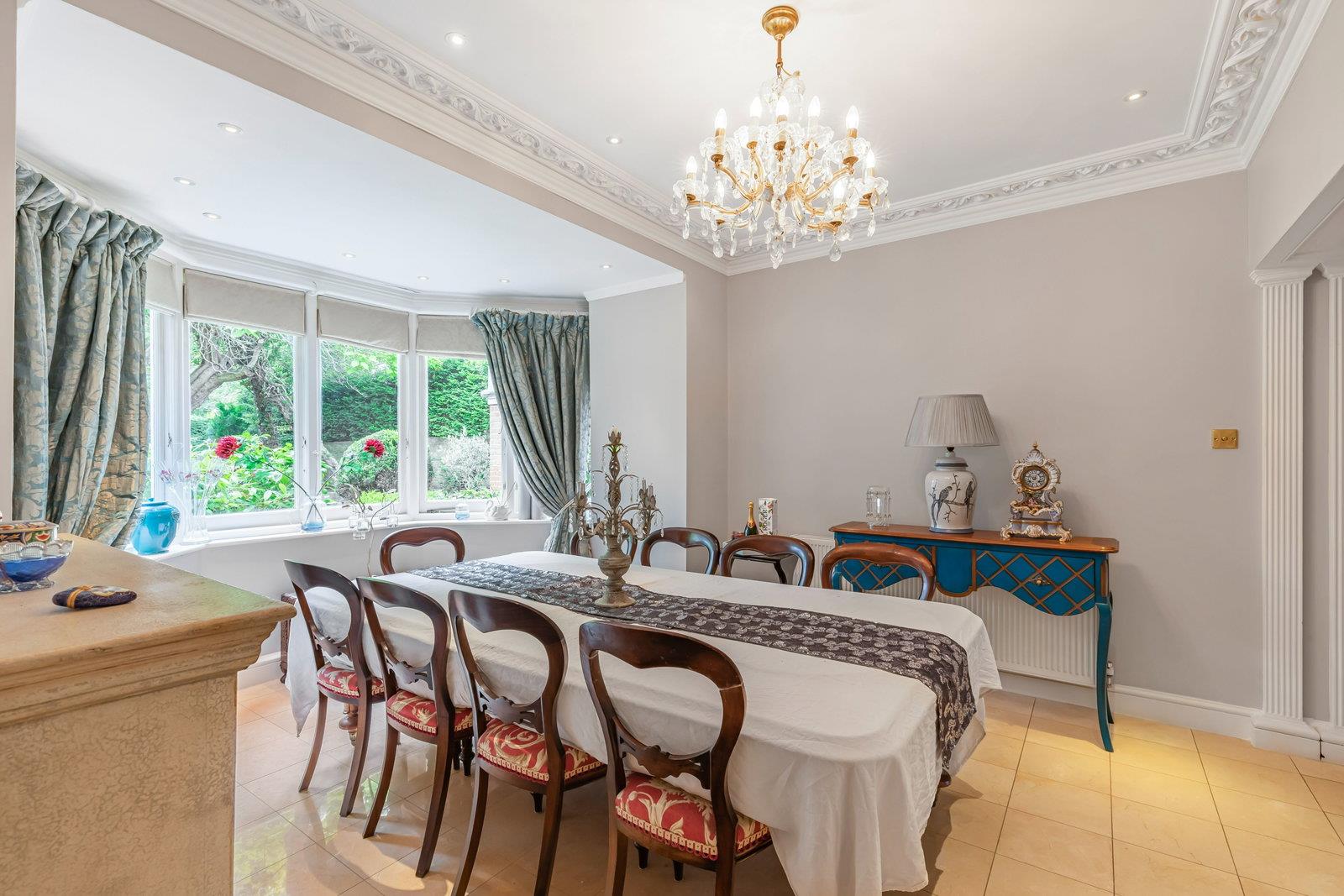 Property Image 5566fa27-3cee-4686-bf48-f333a22f6275