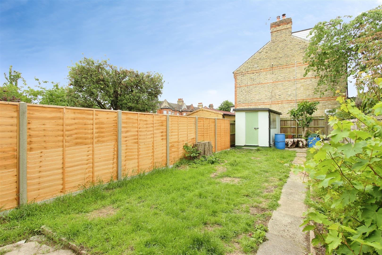 Property Image 556a2112-978c-453f-b559-3b2c553b3d08