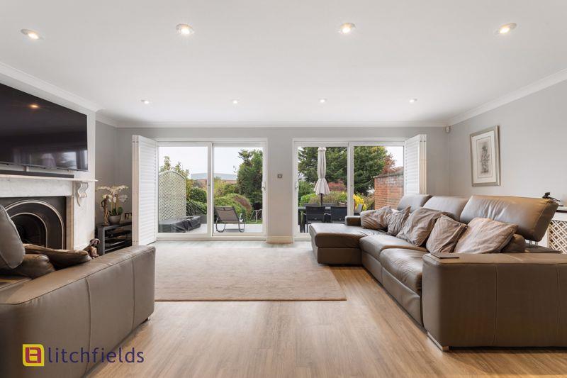 Property Image 5579ec38-7879-4639-a383-d1d408f2b2b5