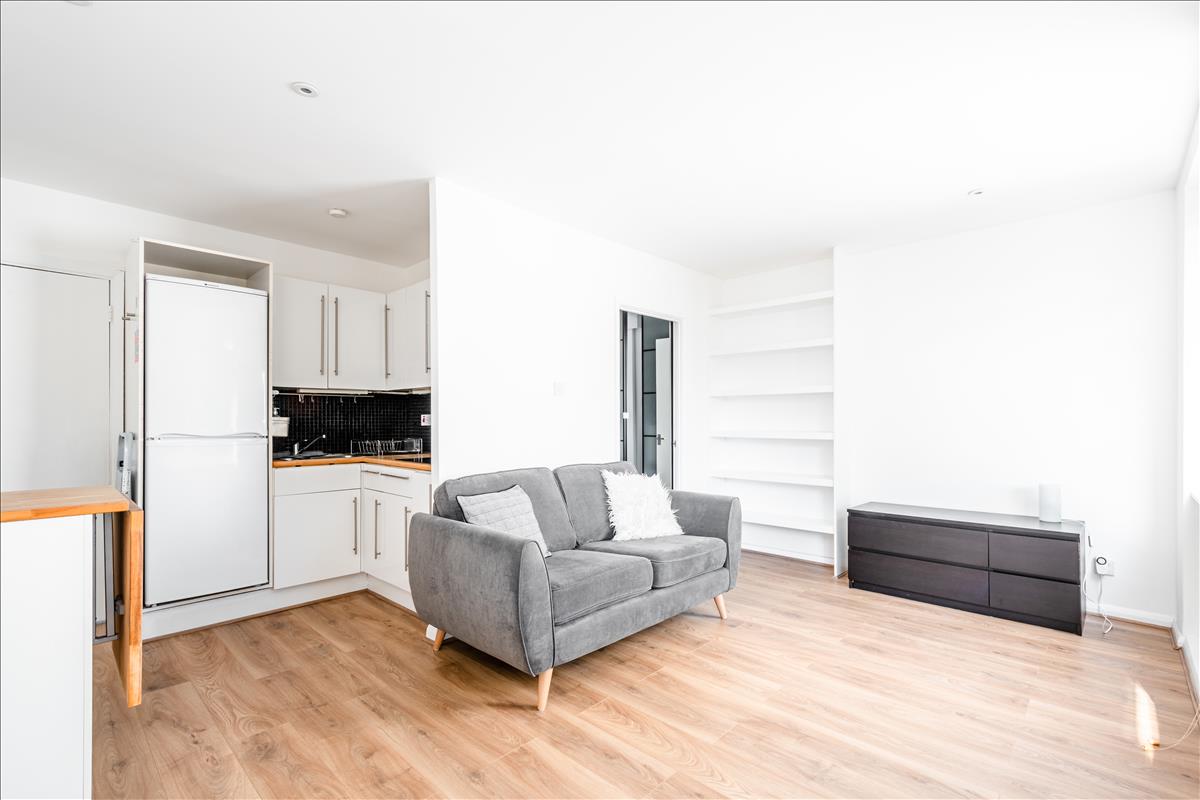 Property Image 557ed148-a5a9-416d-81c2-daf08300fb41