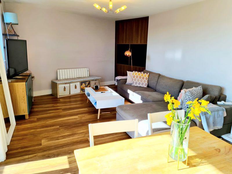 Property Image 5583b243-a816-4d5d-8d50-3f25c410efa1