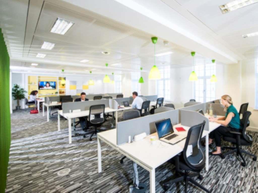 Property Image 55840594-eba0-4e73-93d5-45abcbba8e4c
