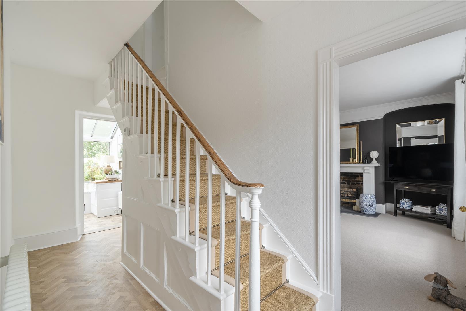 Property Image 55b22702-366d-47be-8001-e40e4a7ac8b3