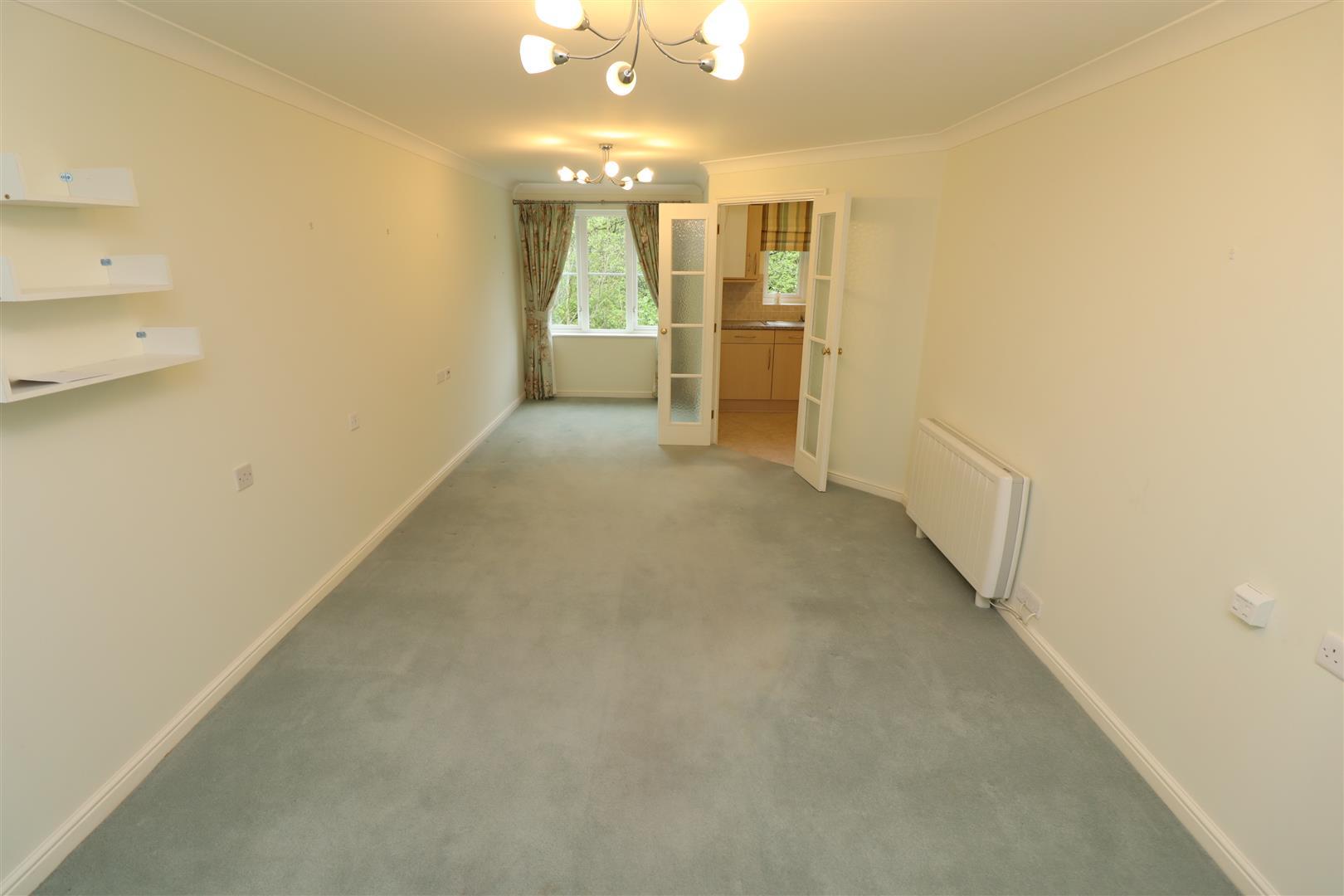 Property Image 55b6c58b-4612-4e8d-9baf-a5ae37292fc2