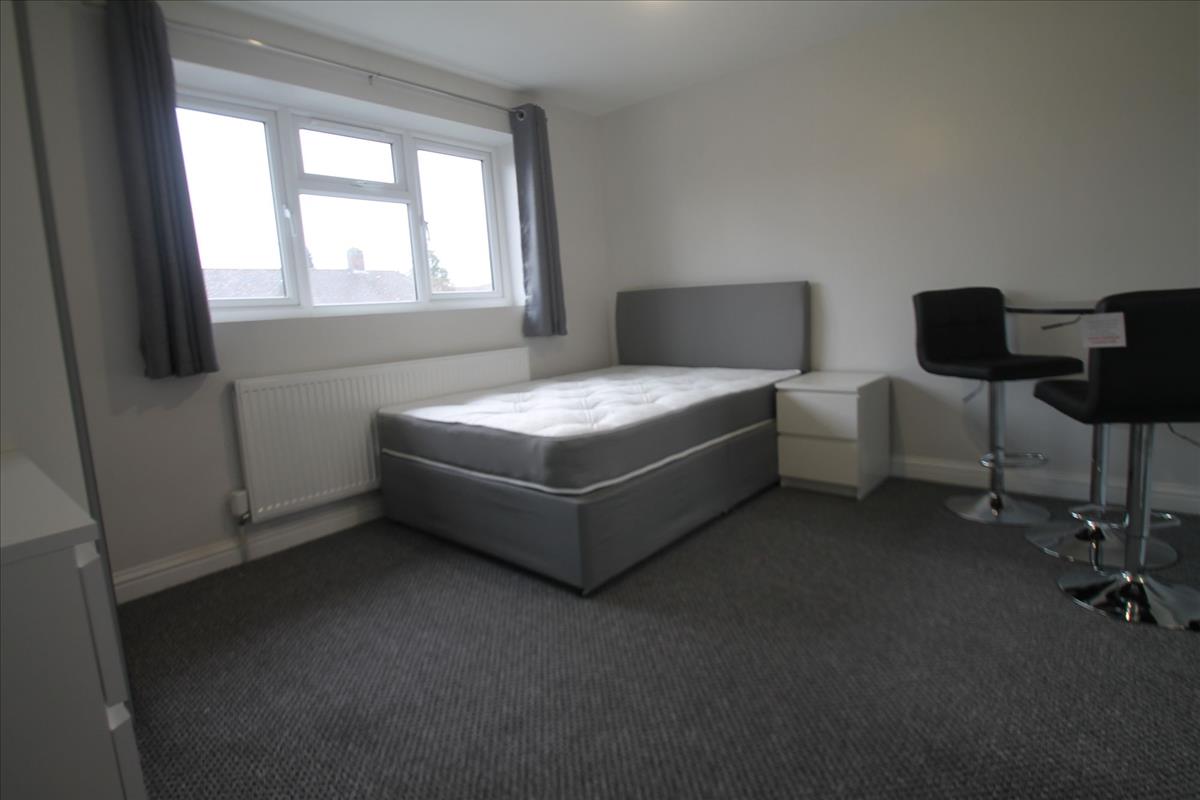Property Image 55c77efc-68fc-459f-9848-f78b6c90e947