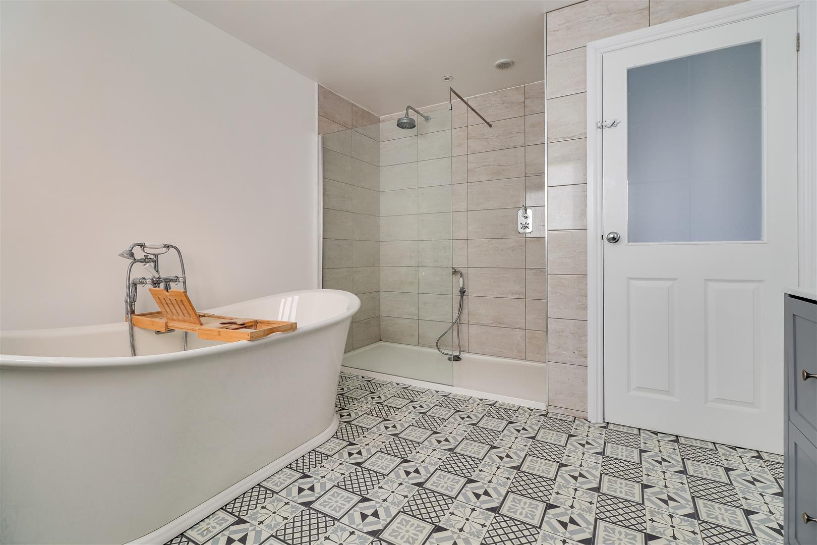 Property Image 55c7ef13-1d7e-45f6-abdf-35082b8ca713