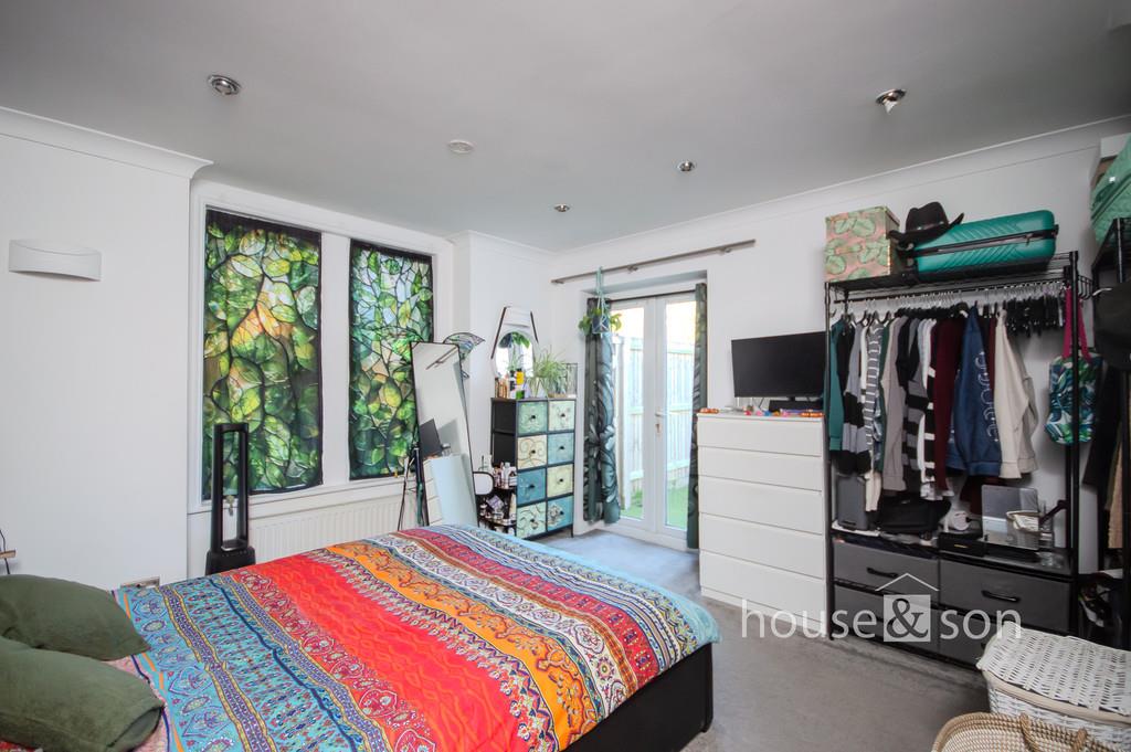 Property Image 55e0df6d-ee72-47e3-8dbf-1e28920d9cb6