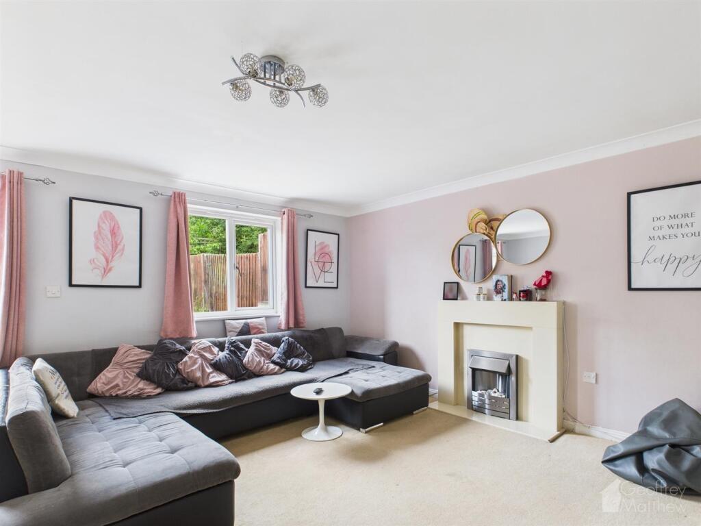 Property Image 55ec52db-2c8c-44d2-8b01-15ea93e38d01