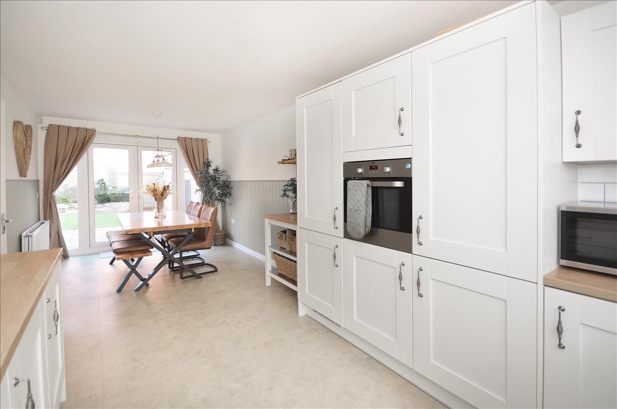 Property Image 55fe7cc8-0ba2-4ce1-88b3-6adef2a37ea6