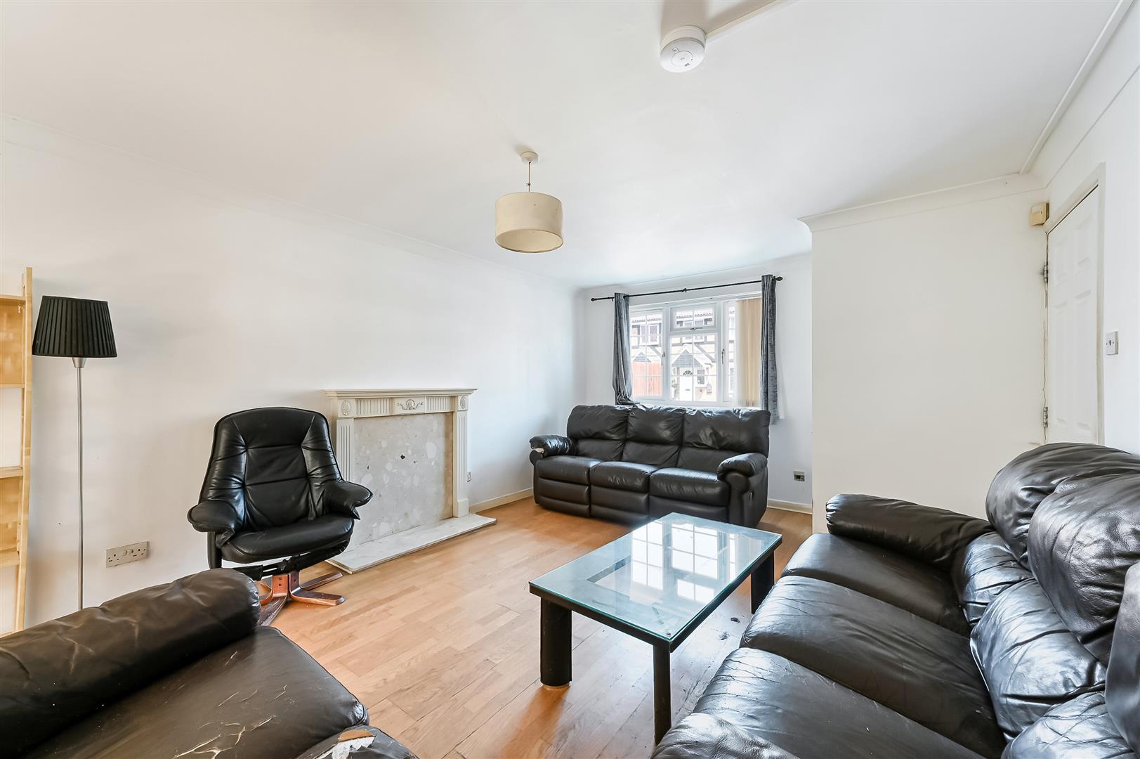 Property Image 55feb948-d491-4fcb-ad29-597a265b7ec4