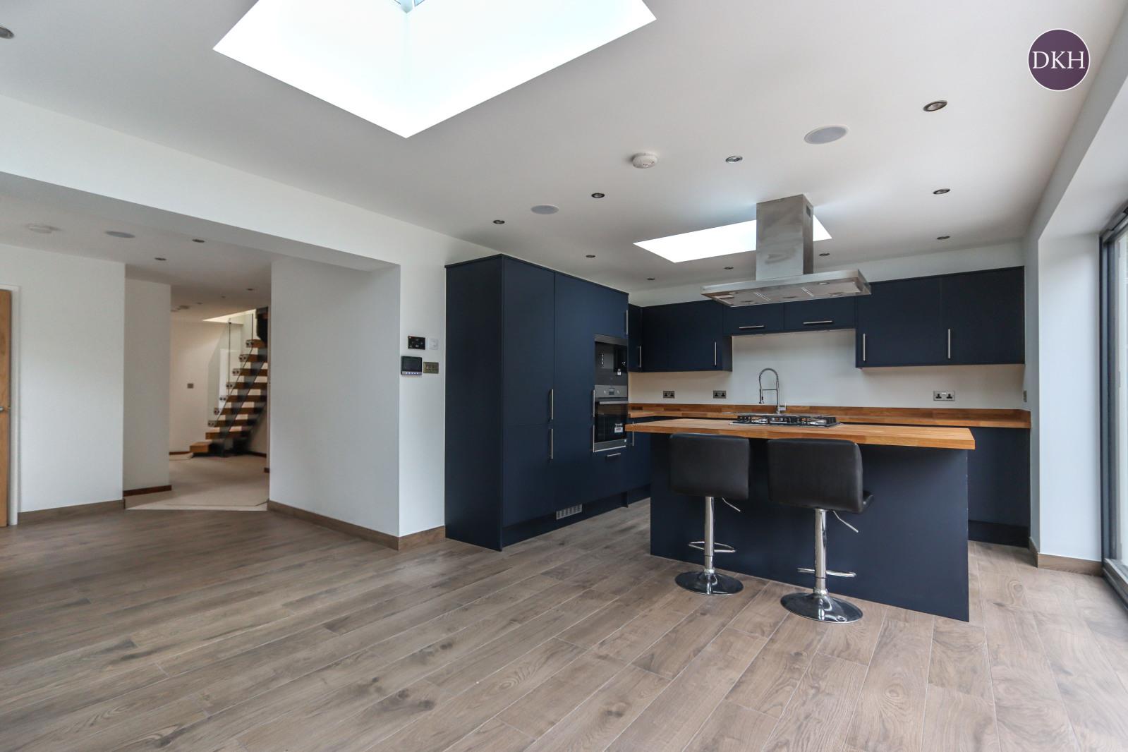 Property Image 56072670-6437-4207-939d-94d8fc930aa8