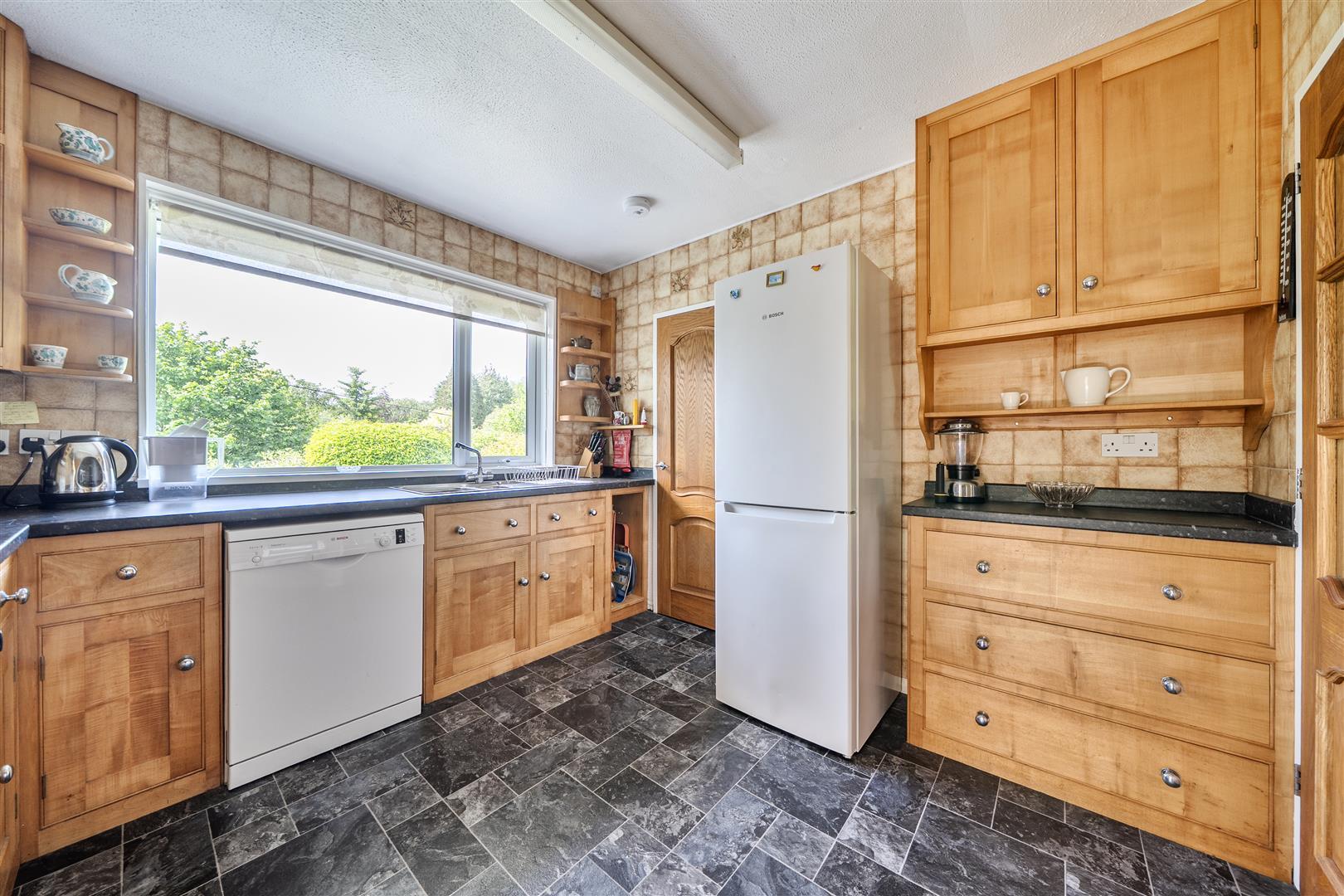 Property Image 5609276c-3f54-4e05-b0ec-2d922a9bd911