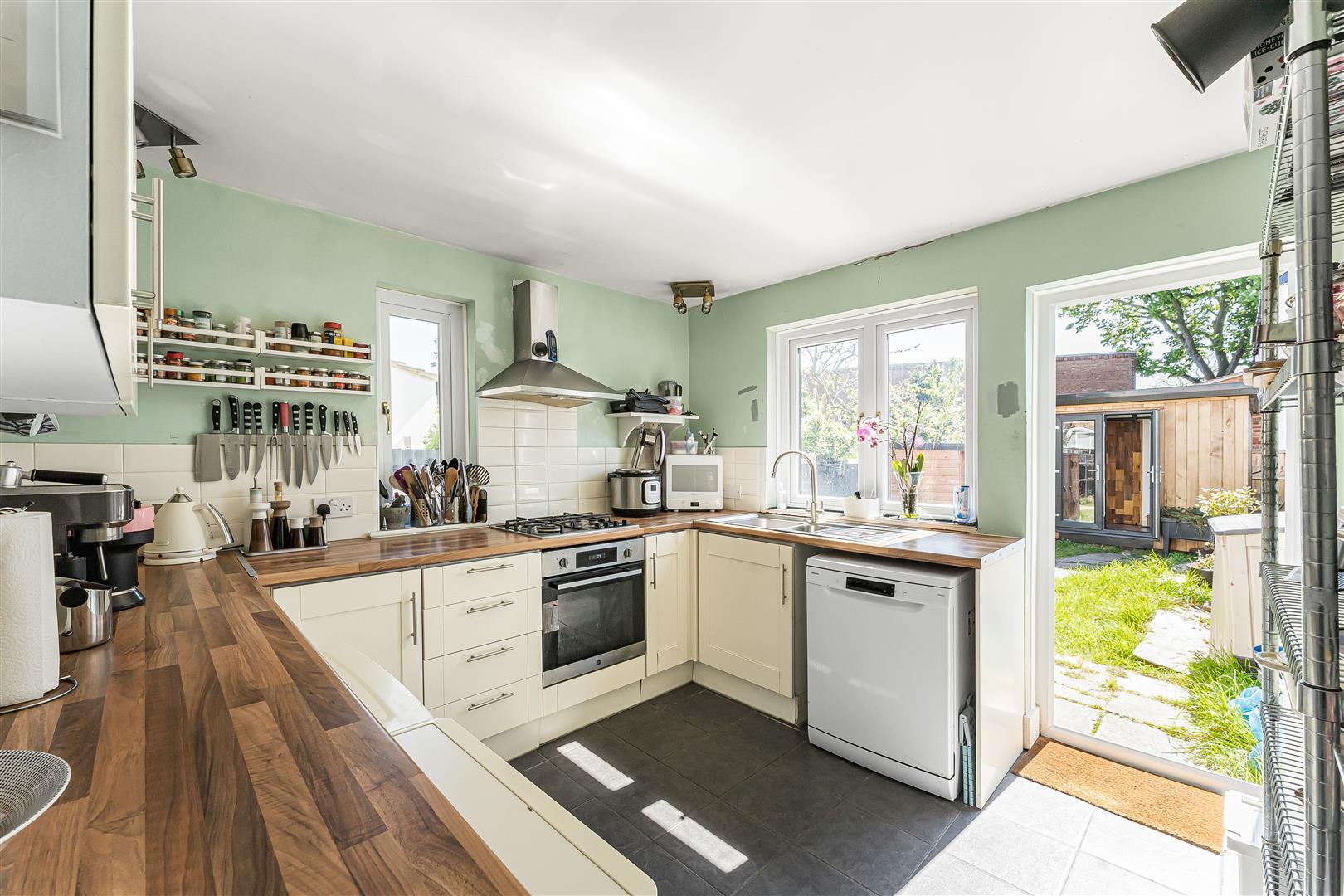 Property Image 560af00f-dece-4fd6-bcbf-dd82f417aada